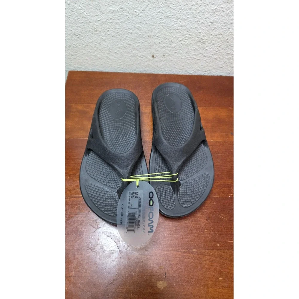 NEW Oofos OOriginal Sandal‎ Unisex M3 W5 Black Recovery Flip Flop OOfoam 1000